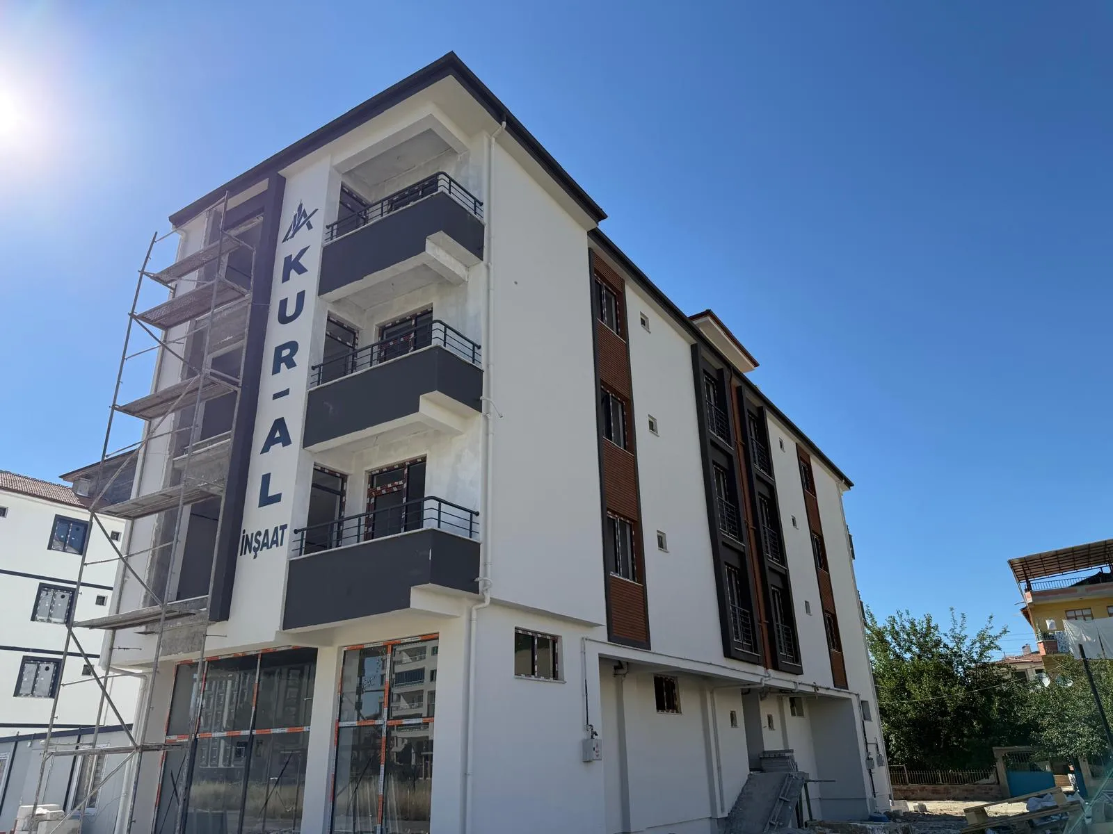 MALATYA KARAKAVAK MAHALLESİNDE SATILIK SIFIR 1+1 DAİRE