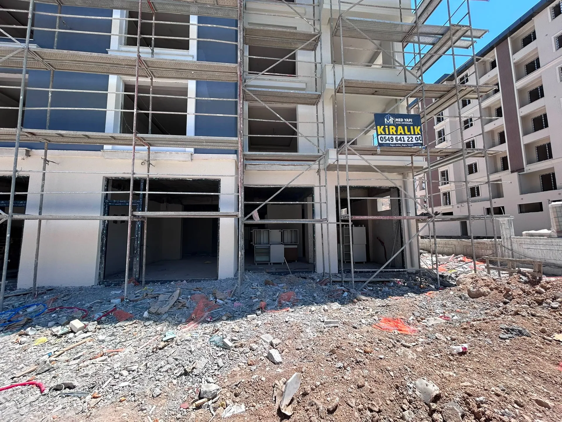 BOSTANBAŞI'NDA KİRALIK DÜKKAN