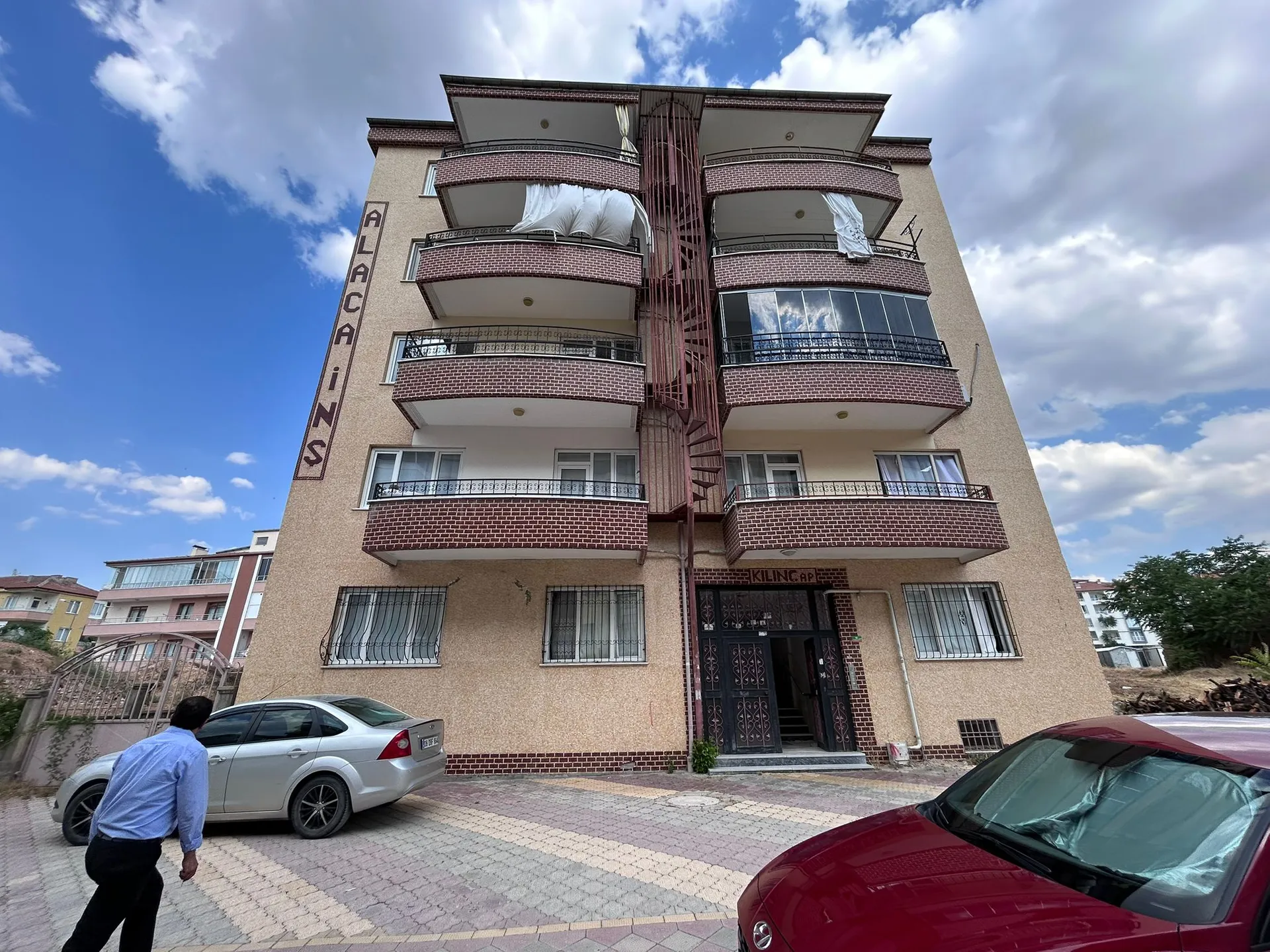 🏡 ŞEHRİN MERKEZİNDE SATILIK FIRSAT 3+1 DAİRE! 🏡