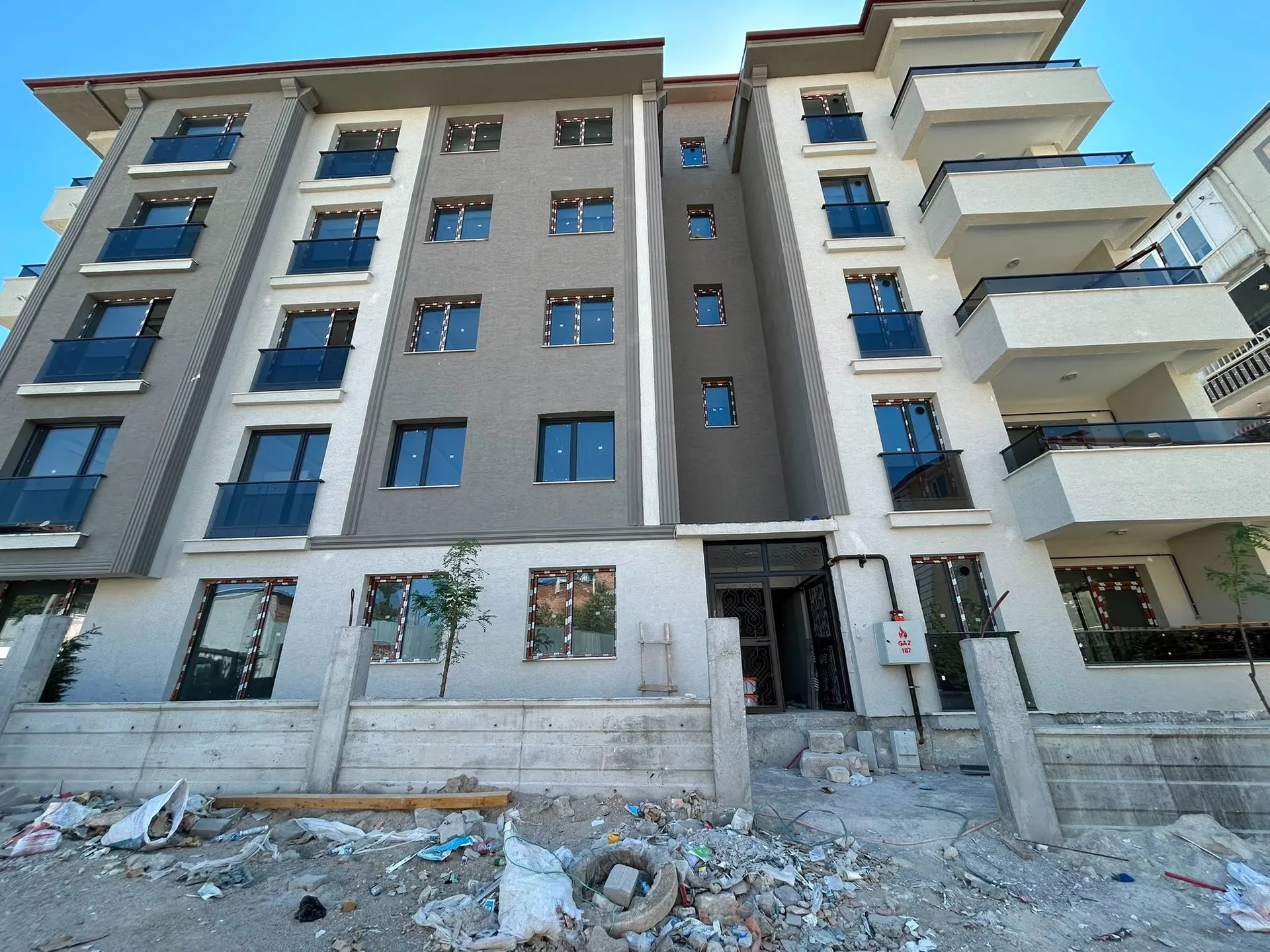 PAŞAKÖŞKÜN'DE SATILIK SIFIR 3+1 DAİRE